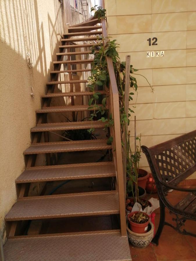 Extremely Comfy Apt With Spacious Private Terrace 10Min Walk To The Beach & In Town Lárnaka Eksteriør bilde