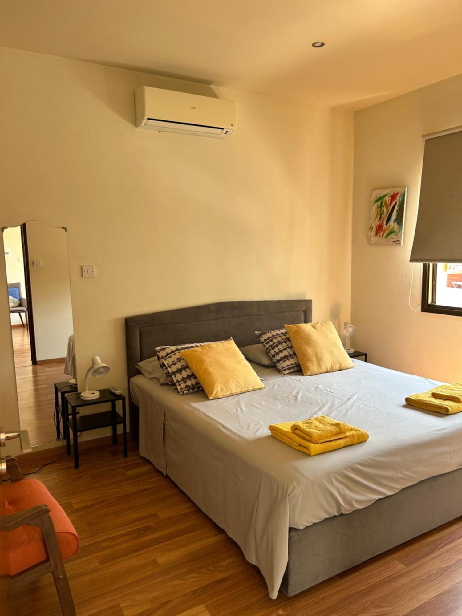 Extremely Comfy Apt With Spacious Private Terrace 10Min Walk To The Beach & In Town Lárnaka Eksteriør bilde