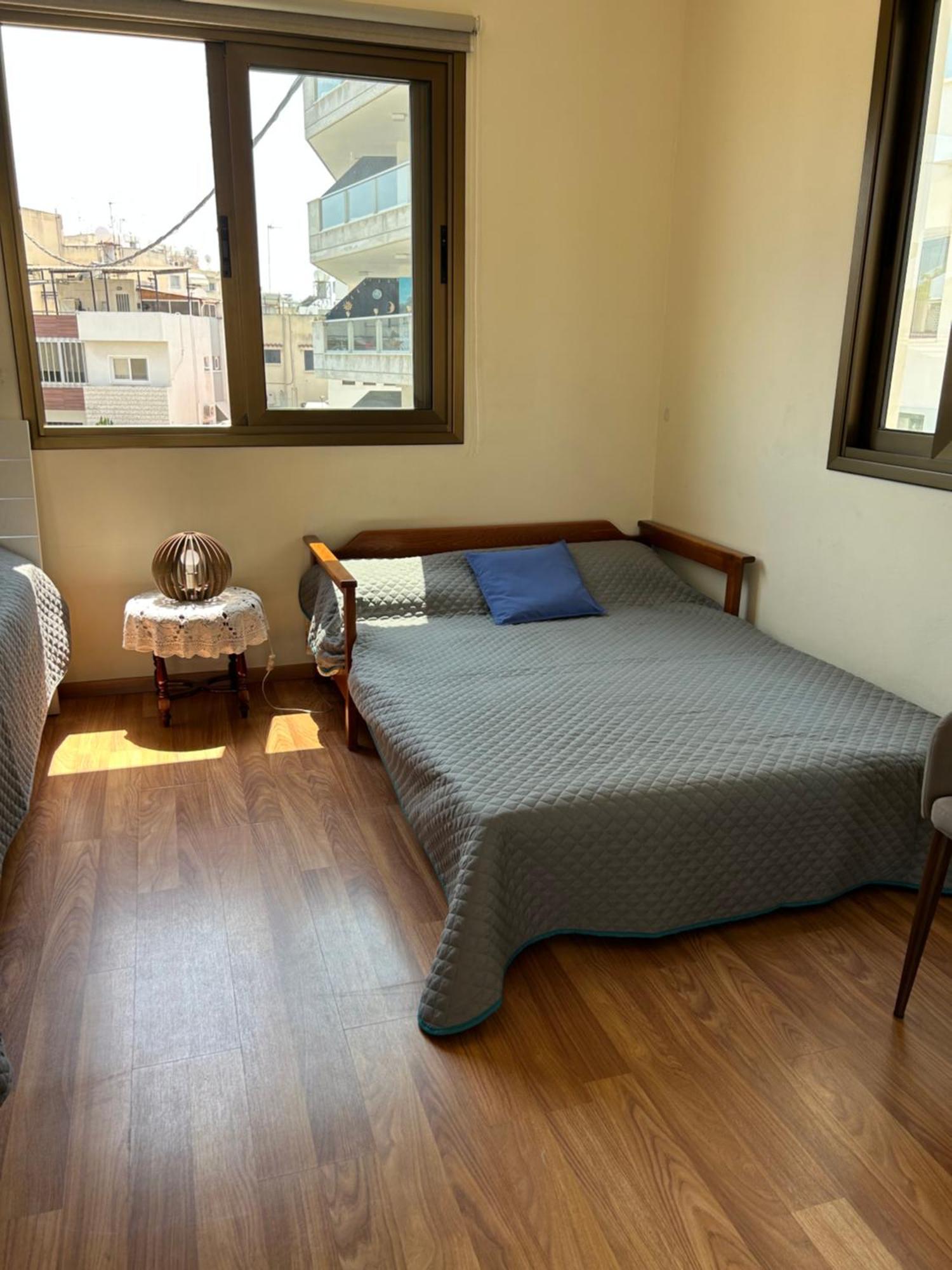 Extremely Comfy Apt With Spacious Private Terrace 10Min Walk To The Beach & In Town Lárnaka Eksteriør bilde